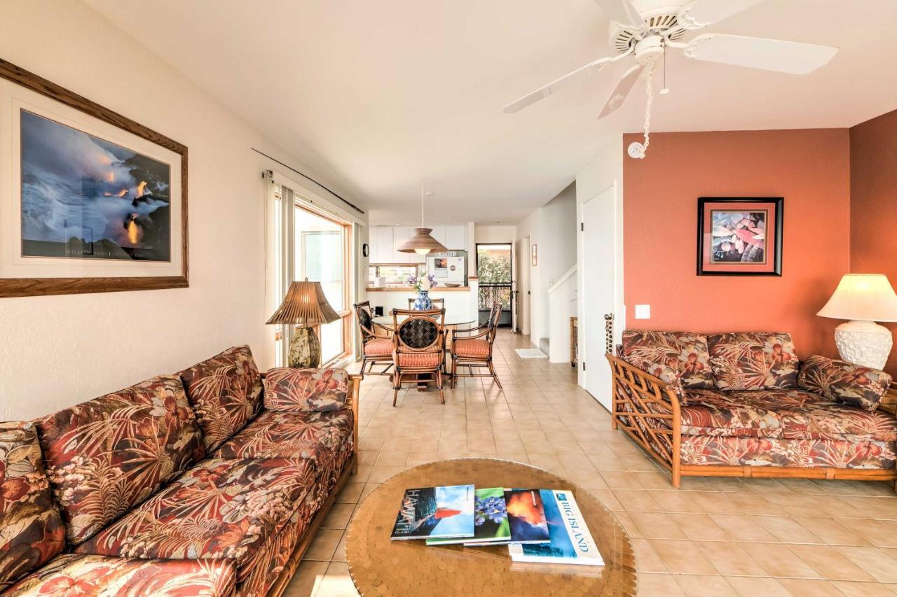 Oceanfront Kailua-Kona Townhome With Pool And Views! Exterior photo