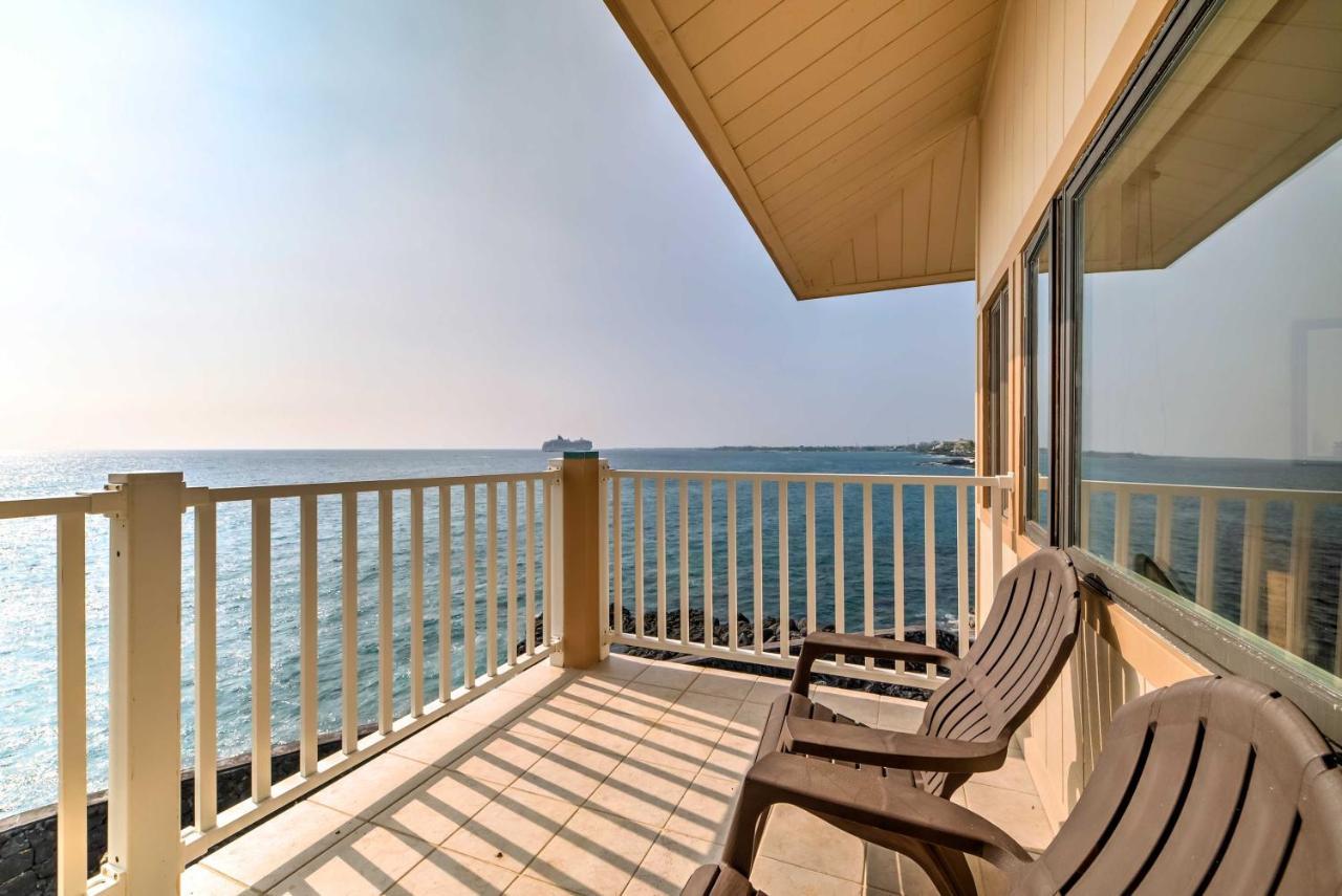 Oceanfront Kailua-Kona Townhome With Pool And Views! Exterior photo