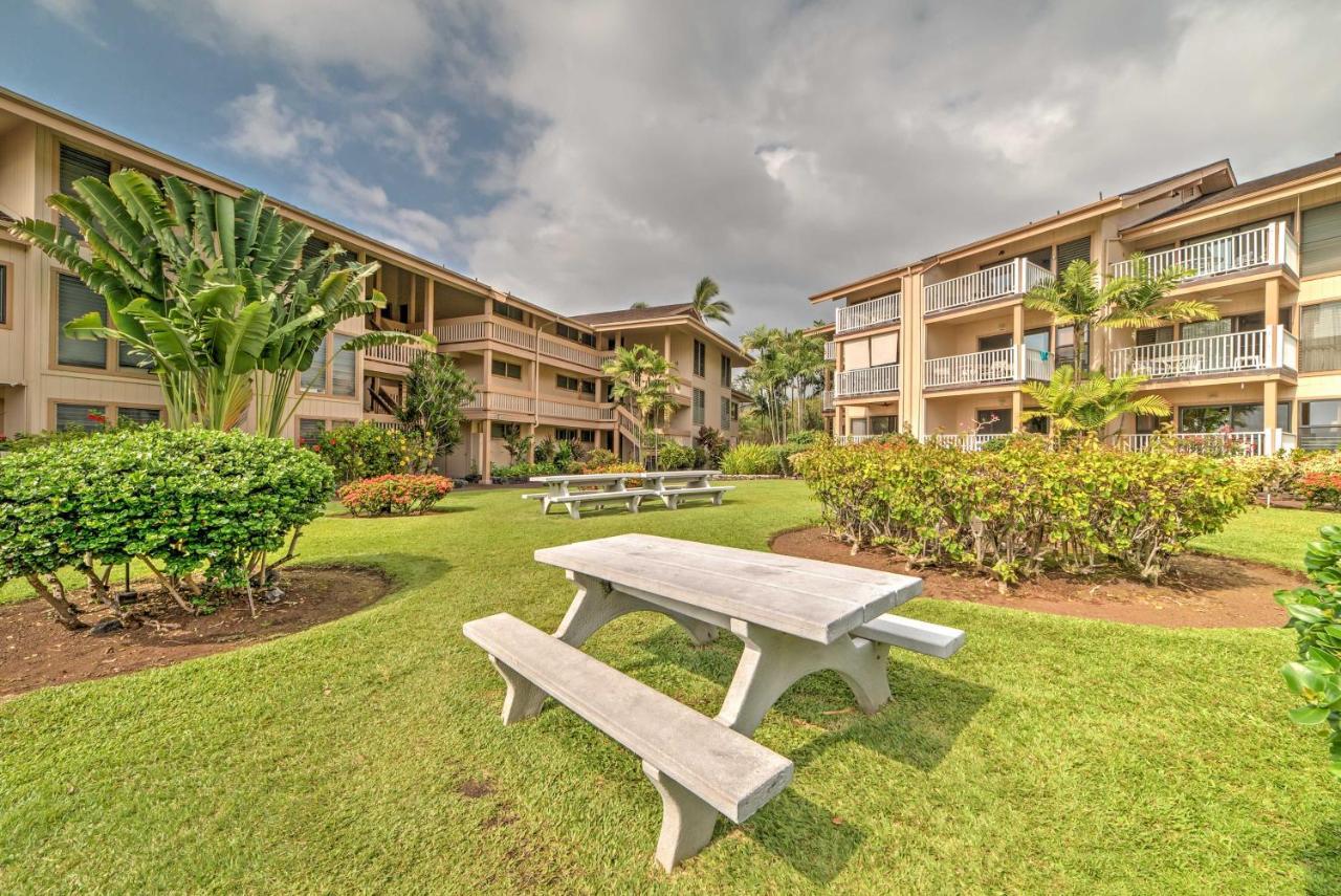 Oceanfront Kailua-Kona Townhome With Pool And Views! Exterior photo
